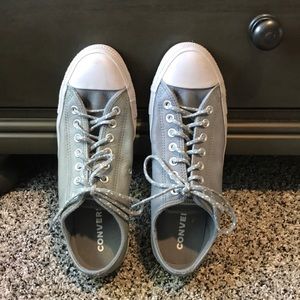 Unisex Gray Converse All Stars (W: 11, M: 9)